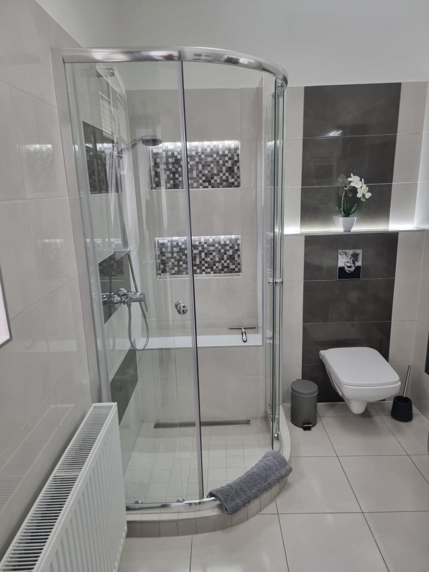 Lakeview Apartments Balatonfuered Dış mekan fotoğraf
